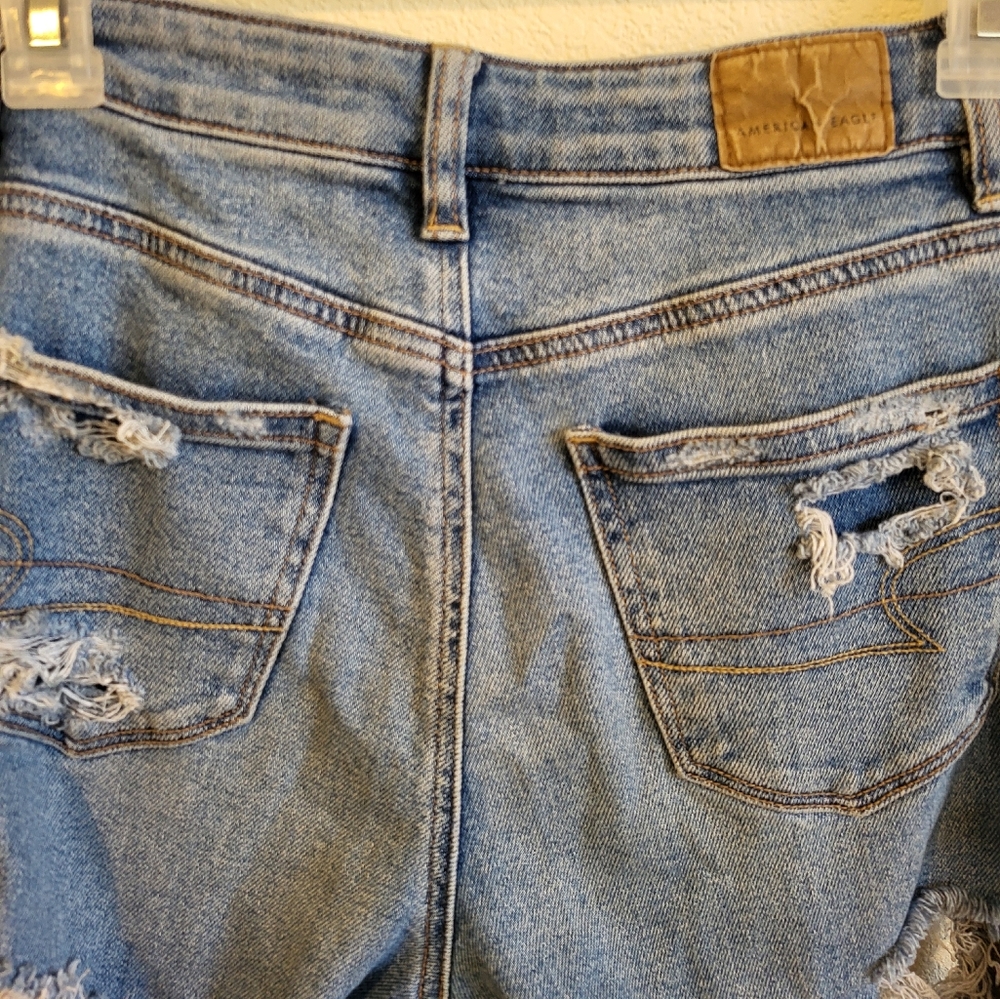American Eagle Outfitters Women's Stretch Distressed Blue Jeans. Size 00 - Picture 7 of 15